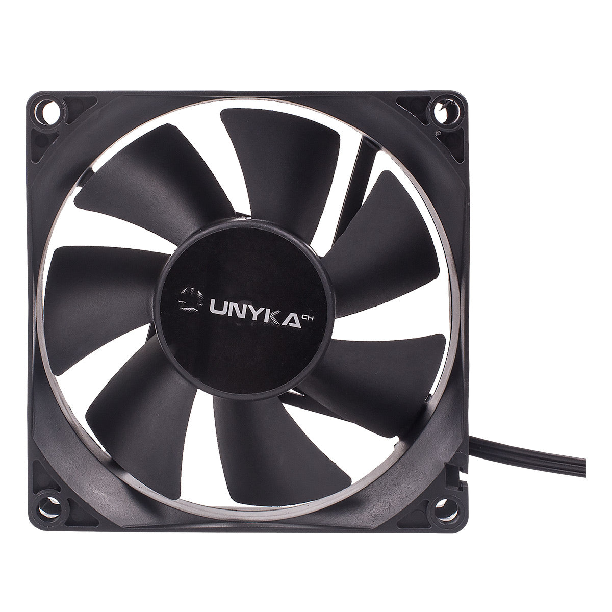 Air cooling for 8x8 chassis