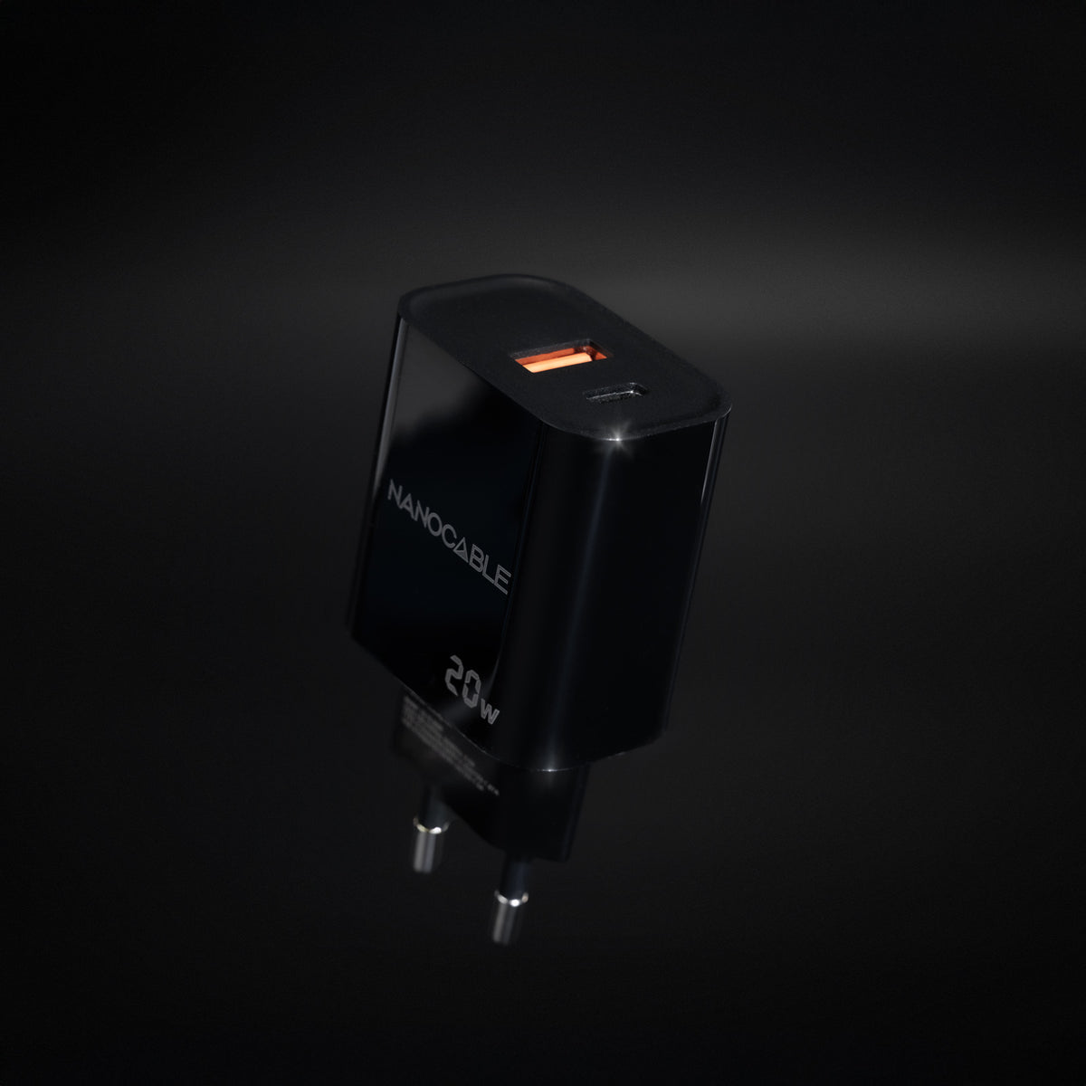 Cargador de Pared Nanocable USB-A/C Negro (10.10.2008)
