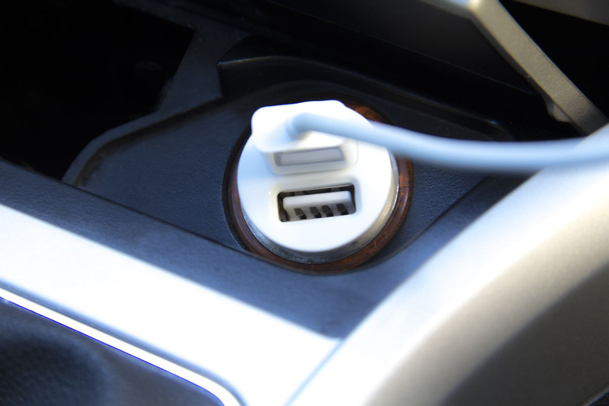 Cargador de Coche B-MOVE 2xUSB-A 2.0 Blanco (BM-USB02)