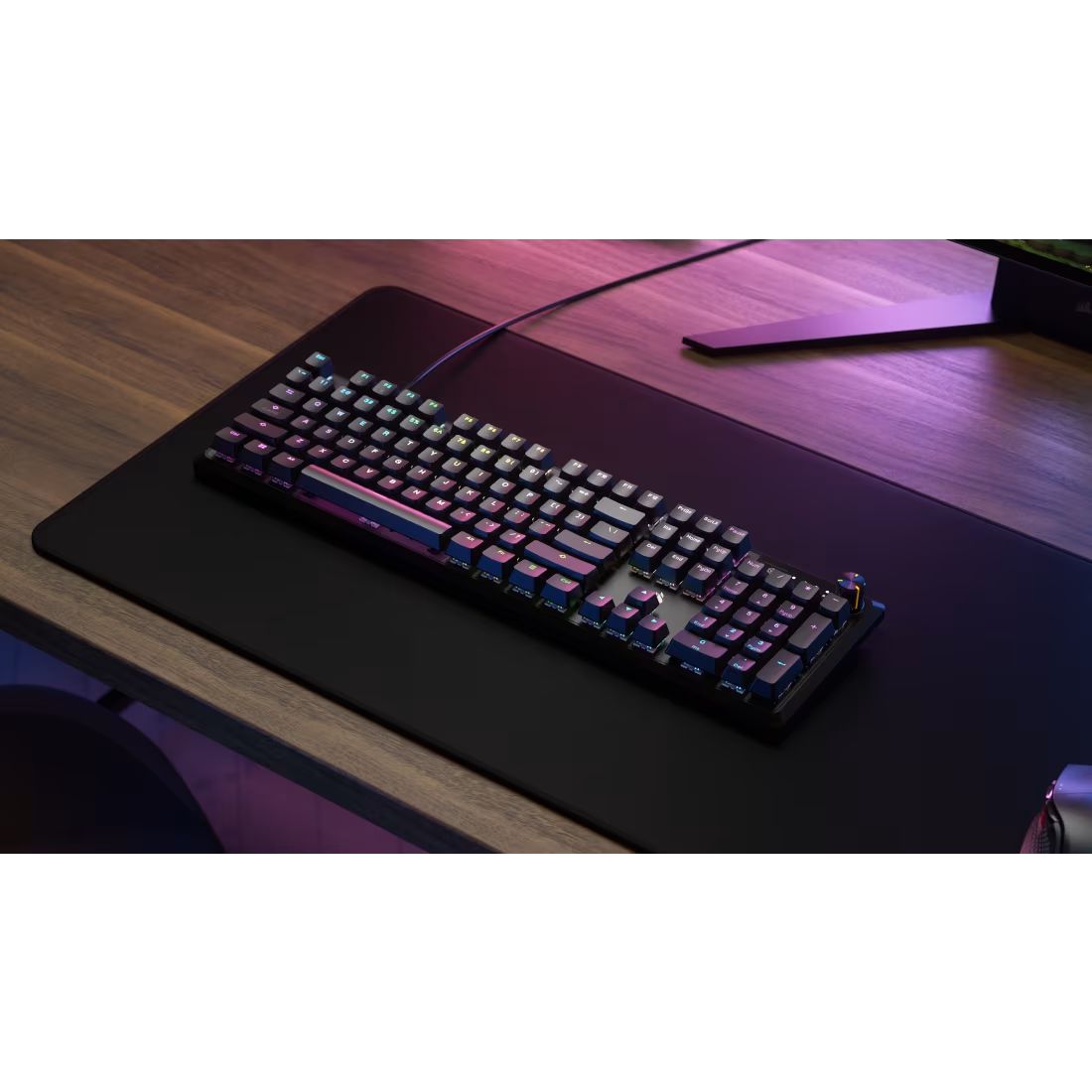 Teclado Corsair K70 Core RGB USB-A 3.0 (CH-910971E-ES)