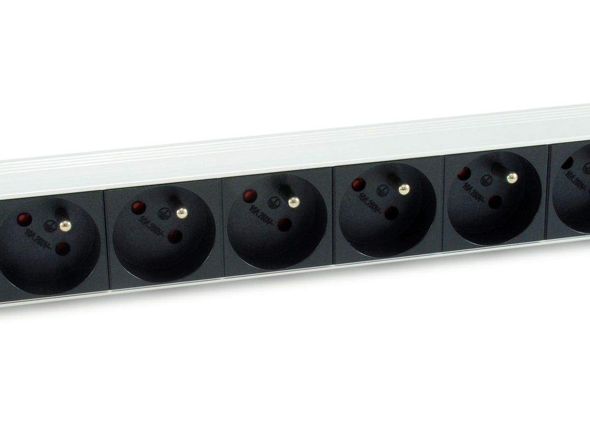 Regleta EQUIP 8xSchuko 1.8m Rack 1U Negra (EQ333313)