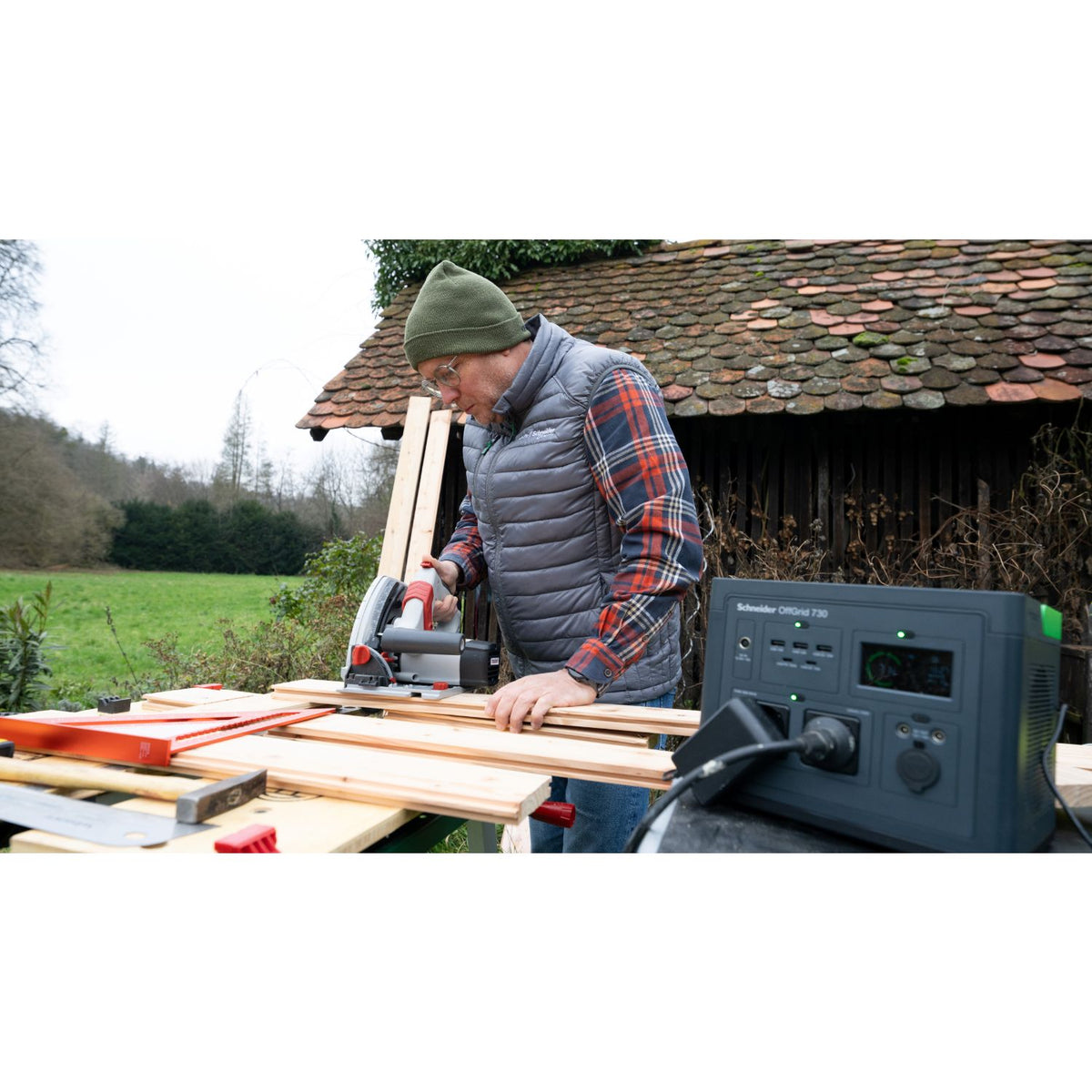 Power Station APC 330W Carga Solar/Usb (PPS330-GR)