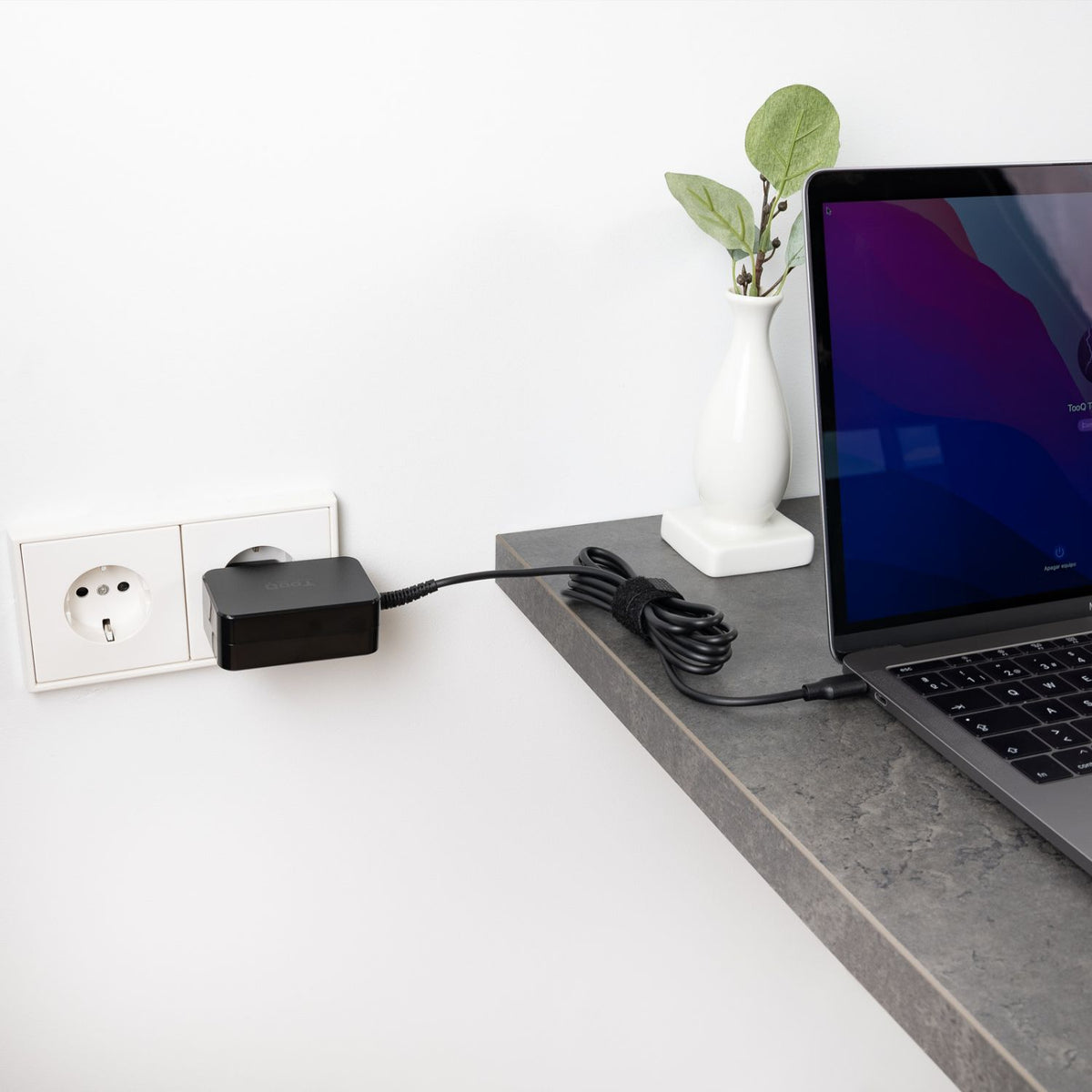 Cargador TooQ USB-C PD 45W Negro (TQLC-USBCGAN45PD)