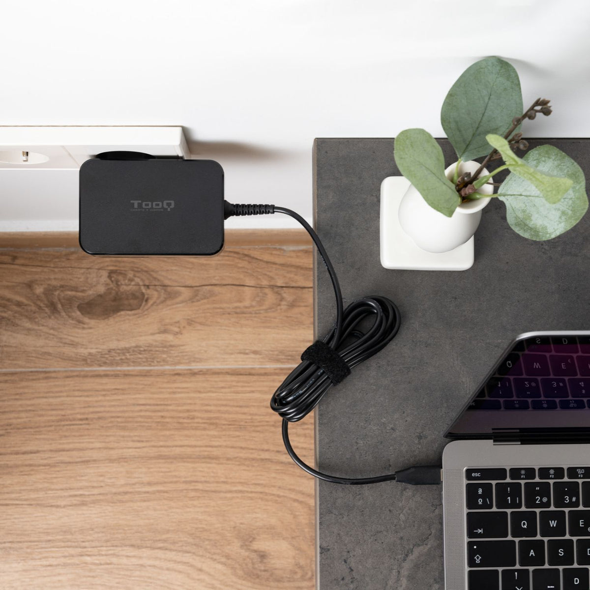 Cargador TooQ 90W USB-C PD 3.0 Negro (TQLC-USBCGAN90PD)