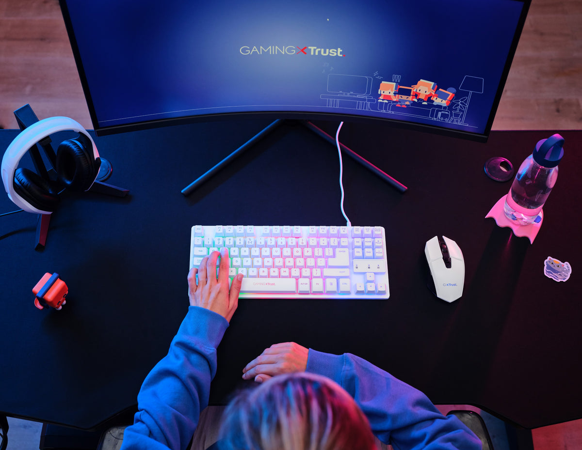 TECLADO + RATON WIRELESS + ALFOMBRILLA TRUST GXT 794W GAMING BUNDLE WHITE