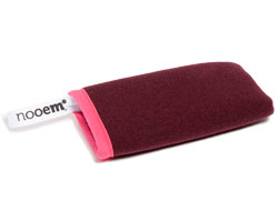 Funda NOOEM iPhone 4/4S Fucsia/Burdeos (SAB.IP40111)